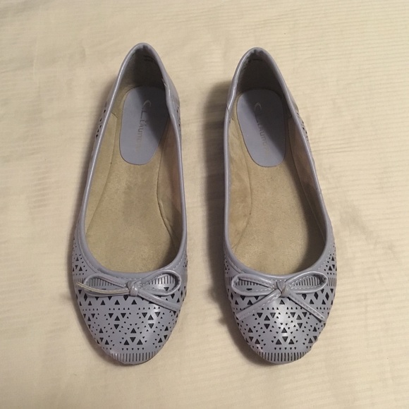 EUC Feminine Lavender Flats - Picture 2 of 3